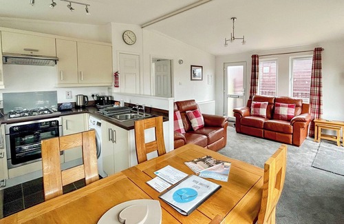 Tintagel Ski Chalet | Country Lodge Four Spa