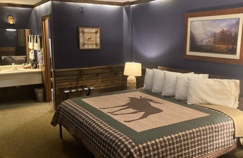 Eureka Springs Hotel | Country Mountain Inn