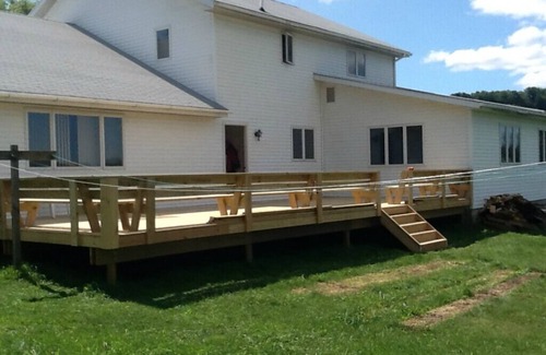 Brockport House | Country Mountain Paradise Suites