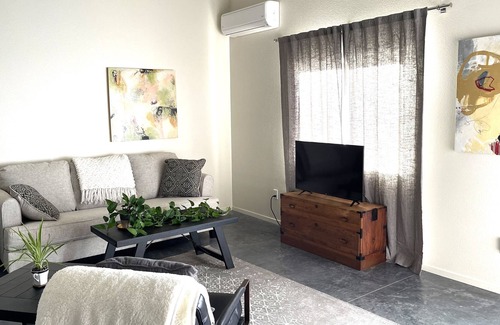 Graton House | Country property close to boutique wineries. A romantic getaway