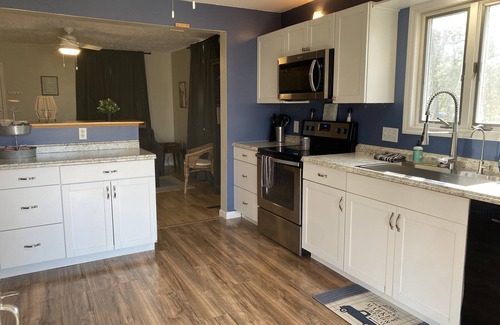 Jeffersonville - Clarksville House | Country retreat in the city.