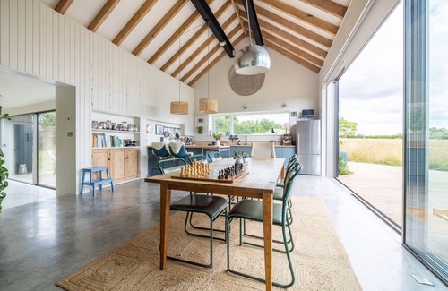 Babcary House | Country retreat sleeps 9 near Bruton with natural swimming pond