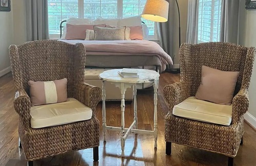 Thompson's Station Apartment | Country Suite