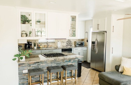 Paso Robles House | Country Sunset Retreat