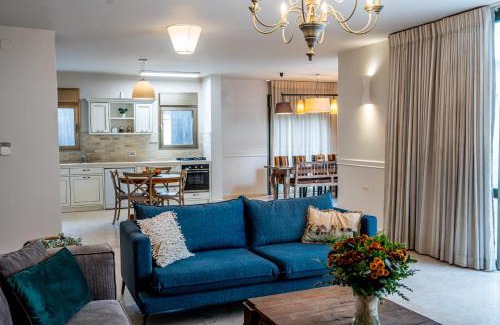 Eilat Villa | Country Villa - Ella Sun