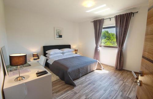Catrnja Apartment | Countryside Apartment