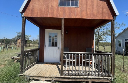 Boerne Cabin | Countryside Cabin in Charming Sisterdale