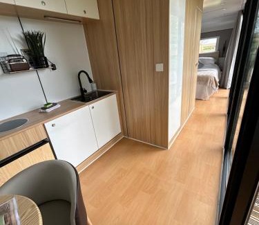 Taunton Apartment | Countryside Chestnut Tree Den