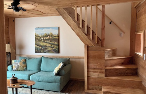 Calabash Cottage | Countryside Cottage “The Jasmine House” Close to NC & SC Carolina Beaches
