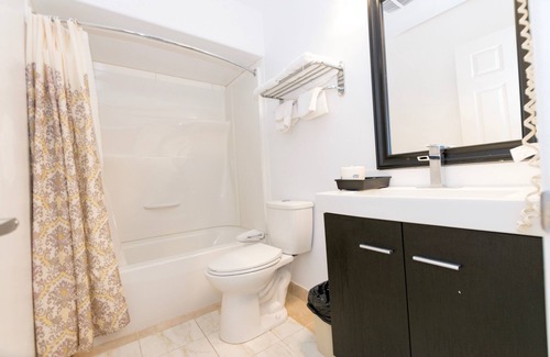 Kingston Hotel | Countryside Inn