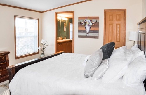 St. Michaels House | Countryside Manor/3br+2ba/1 mile to Historic Downtown St. Michaels, MD