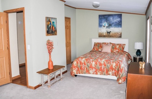 St. Michaels House | Countryside Manor/3br+2ba/1 mile to Historic Downtown St. Michaels, MD