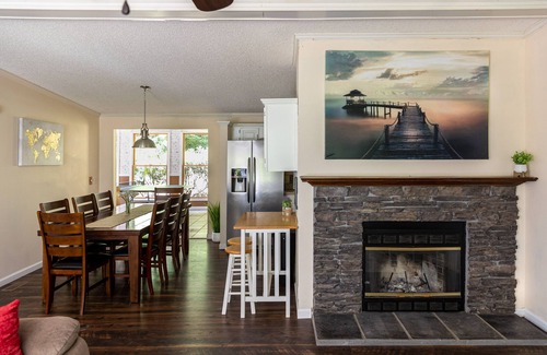 Clyde House | Countryside Mountain house with awesome views