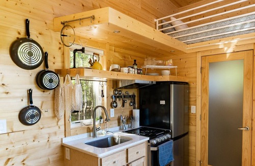 Griffin House | Countryside Tiny Home Experience in McDonough
