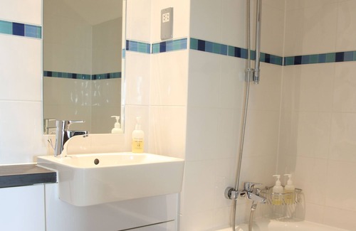 Truro Hotel | County Arms