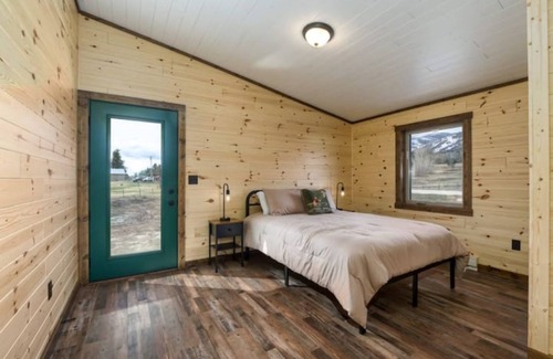 Florence House | County Line Cabin