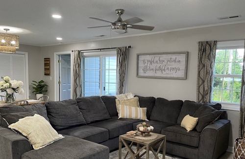 Core Creek Cottage | Couples retreat! Enjoy this newly remodeled hidden gem.
