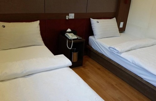 Jongno Hotel | Coups