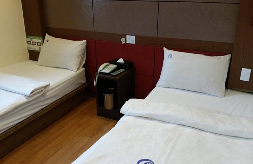 Jongno Hotel | Coups