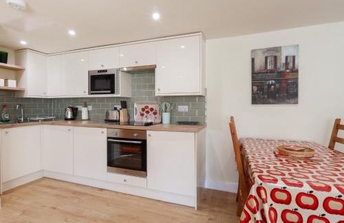 Upton St. Leonards House | Court Cottage - Uk49274