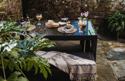 Salcombe House | Courtenay Studio