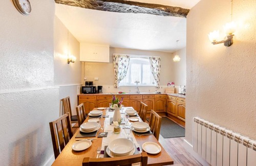 Barnstaple Apartment | Courtney - Upcott House