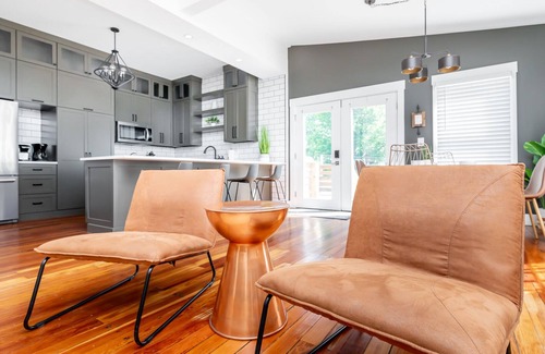 Cherokee Triangle House | Courtside - Highlands VIP 6BR 4BA Amenities Galore