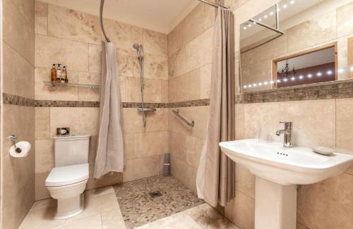 Beverley House | Courtyard 2 bedrooms