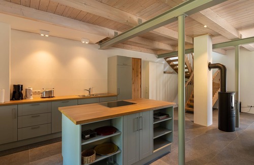 Rabenkirchen-Faulueck Apartment | Courtyard apartment on the loop