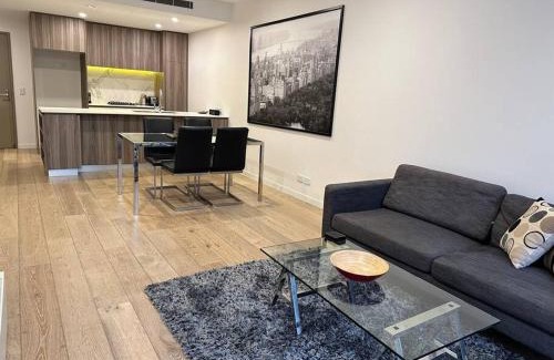 North Ryde Apartment | Courtyard Apartment WHI02018
