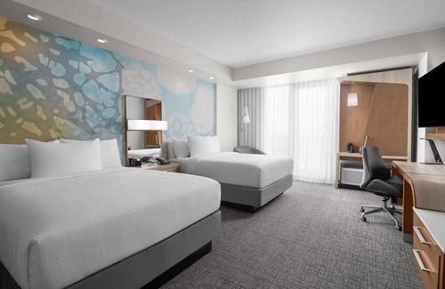 Clearwater Beach Hotel | Courtyard by Marriott Clearwater Beach