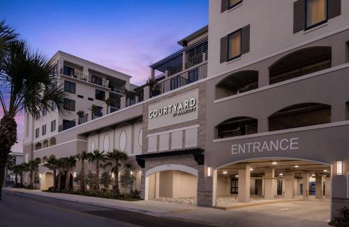 Clearwater Beach Hotel | Courtyard by Marriott Clearwater Beach