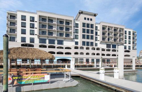Clearwater Beach Hotel | Courtyard by Marriott Clearwater Beach