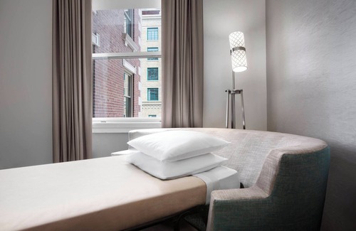 Cape Girardeau Hotel | Courtyard by Marriott Cape Girardeau Downtown