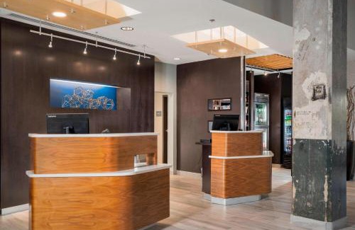 Downtown Niagara Falls Hotel | Courtyard by Marriott Niagara Falls, USA