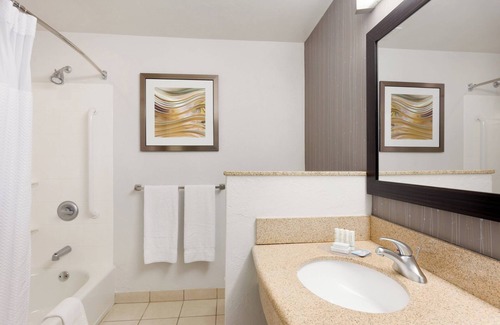 Oklahoma City Hotel | Courtyard by Marriott Oklahoma City North/Quail Springs