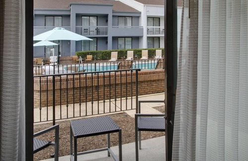 Cumberland Hotel | Courtyard by Marriott Atlanta Windy Hill/Ballpark