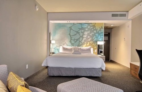 Les Rivieres Hotel | Courtyard by Marriott Quebec City