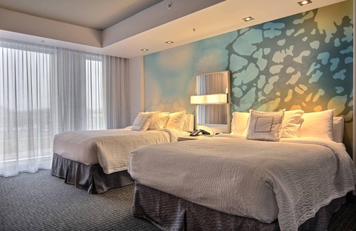 Les Rivieres Hotel | Courtyard by Marriott Quebec City