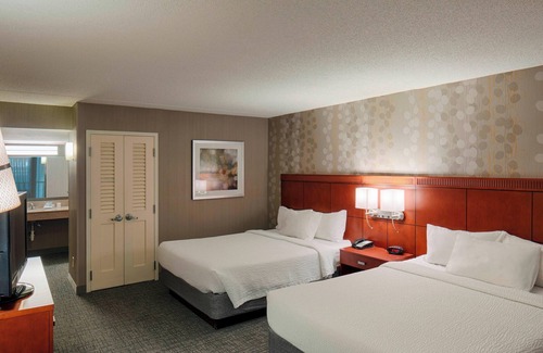 Columbus Hotel | Courtyard by Marriott Columbus West/Hilliard