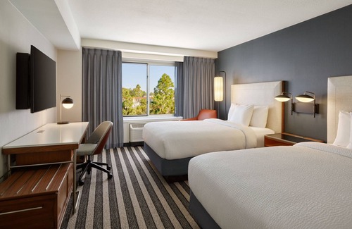 Fox Hills Hotel | Courtyard by Marriott Culver City Los Angeles