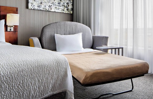 Downtown Hotel | Courtyard by Marriott Downtown Grand Rapids