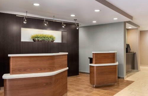 Dayton Hotel | Courtyard by Marriott Dayton North