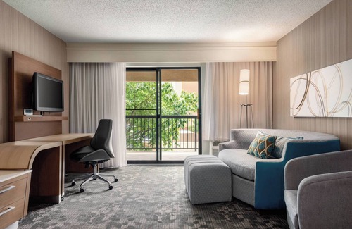 Dayton Hotel | Courtyard by Marriott Dayton North