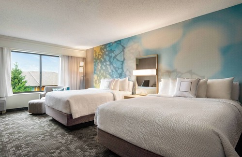 Dayton Hotel | Courtyard by Marriott Dayton North