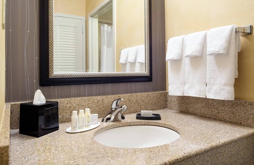 Northfield Hotel | Courtyard by Marriott Denver Central Park