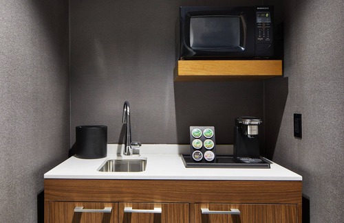 Downtown Detroit Hotel | Courtyard By Marriott Detroit Downtown