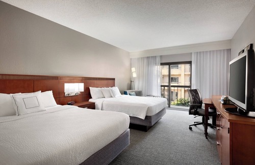 Fort Myers Hotel | Courtyard by Marriott Fort Myers Cape Coral