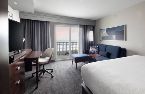 Galveston Hotel | Courtyard by Marriott Galveston Island