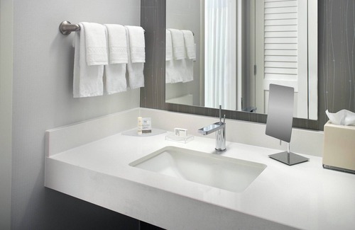 Greenville - Spartanburg Hotel | Courtyard by Marriott Greenville Haywood Mall